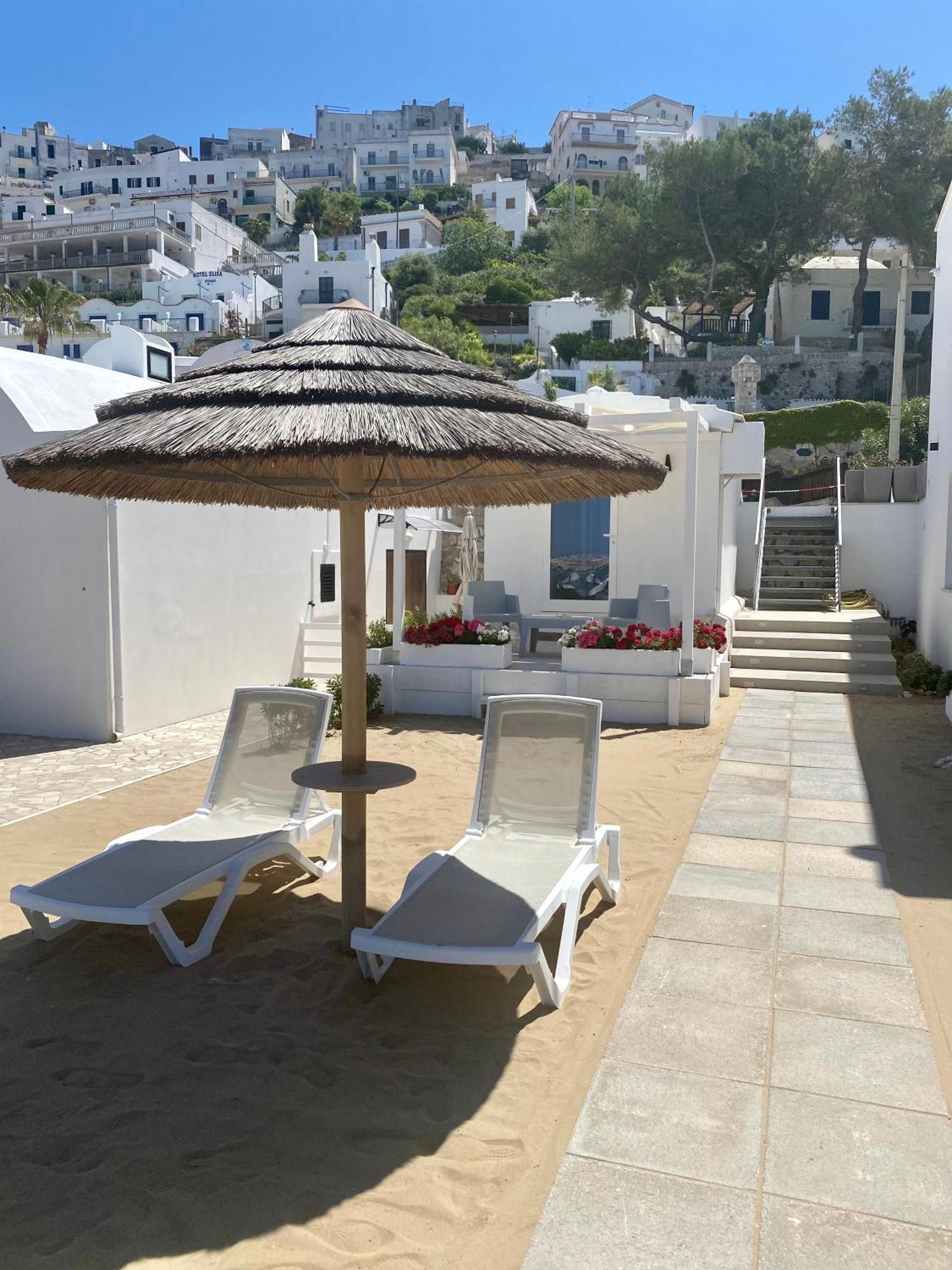 Marina Bay Beach Hotel Peschici Kültér fotó